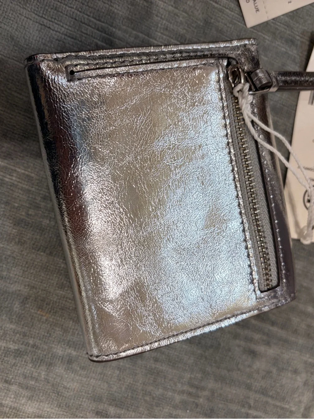 Tory Burch Metallic Silver Compact Wallet Thea new with tag(limited time sale)